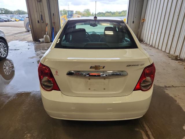 1G1JC5SHXF4192405 - 2015 CHEVROLET SONIC LT Ақ фото 6