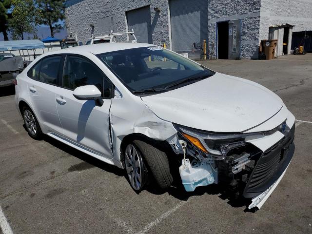 JTDBCMFE7R3064641 - 2024 TOYOTA COROLLA LE 白色 照片 4