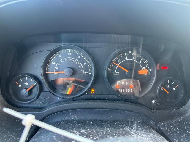 1C4NJDBB4FD316852 - 2015 JEEP COMPASS SPORT Beyaz fotoğraf 9