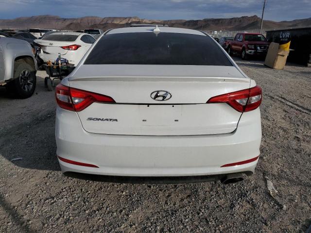 5NPE24AFXFH005485 - 2015 HYUNDAI SONATA SE WHITE photo 6