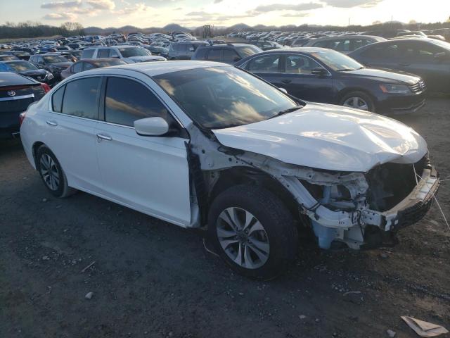 1HGCR2F35FA088113 - 2015 HONDA ACCORD LX WHITE photo 4