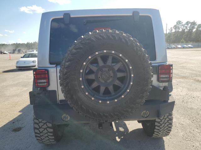 1C4BJWEG9EL198579 - 2014 JEEP WRANGLER U SAHARA GRAY photo 6