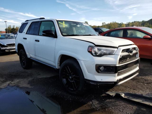 JTEBU5JR4K5614980 - 2019 TOYOTA 4RUNNER SR5/SR5 PREMIUM Biały zdjęcie 4