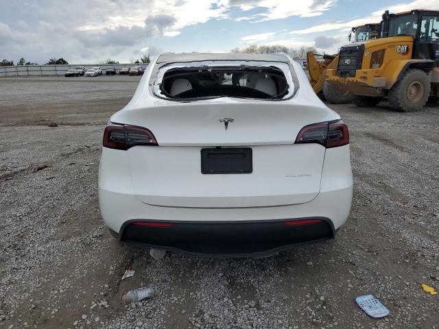 7SAYGDEE6SF220440 - 2025 TESLA MODEL Y 白色 照片 6