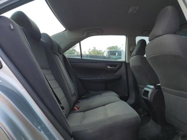 4T4BF1FK4FR515589 - 2015 TOYT CAMRY LE SILVER photo 10