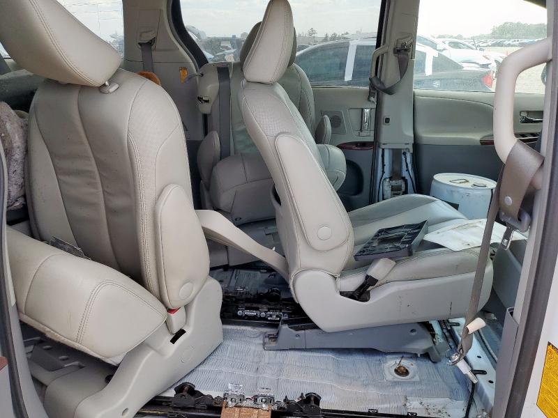 5TDYK3DC2ES453771 - 2014 TOYOTA SIENNA XLE Սպիտակ լուսանկար 11