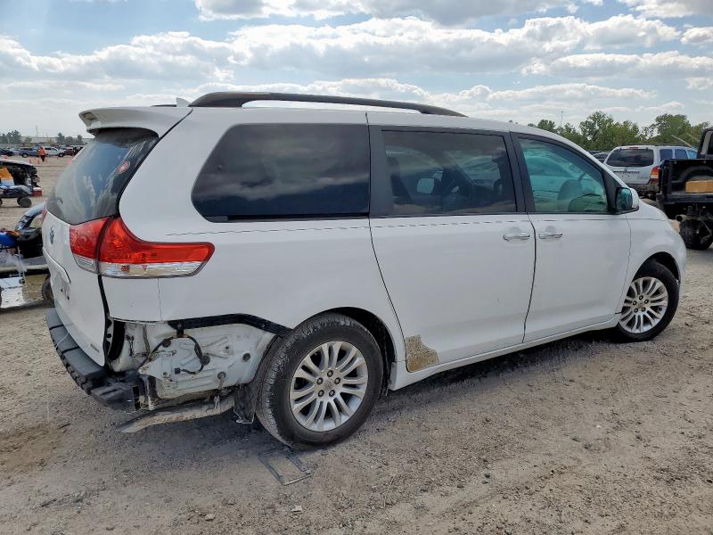 5TDYK3DC2ES453771 - 2014 TOYOTA SIENNA XLE Սպիտակ լուսանկար 3