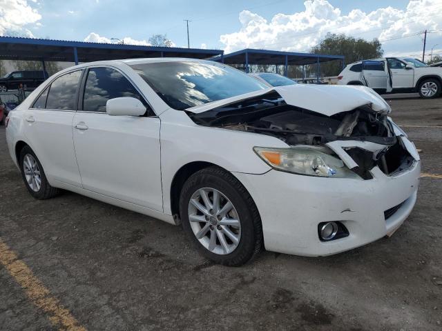 4T1BK3EK7BU618048 - 2011 TOYOTA CAMRY SE 白色 照片 4