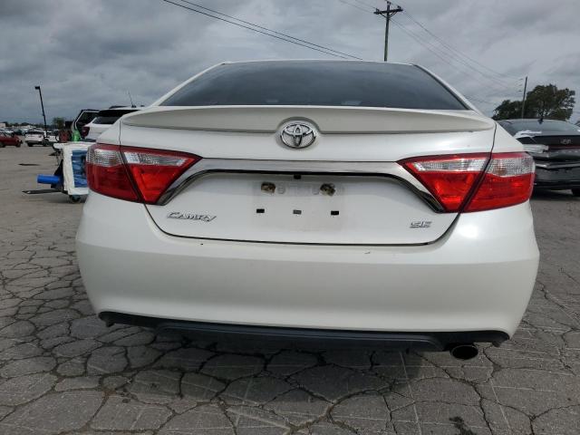 4T1BF1FK1HU404107 - 2017 TOYOTA CAMRY LE WHITE photo 6