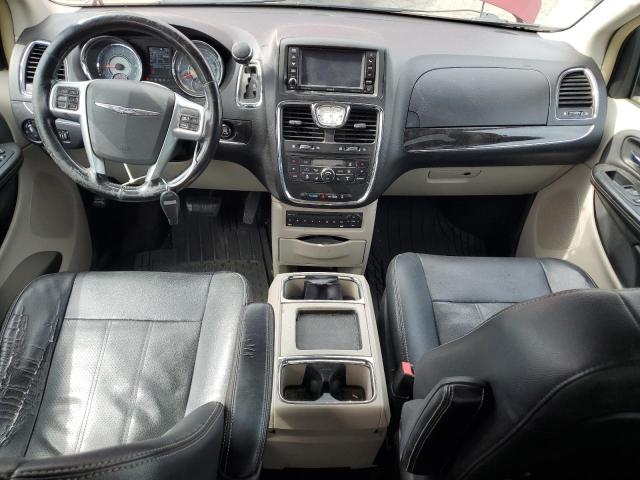 2C4RC1CG4CR199626 - 2012 CHRYSLER TOWN & COU TOURING L RED photo 8