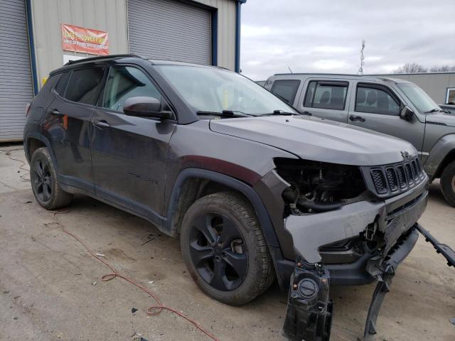 3C4NJDBB3KT652898 - 2019 JEEP COMPASS LATITUDE BLACK photo 4