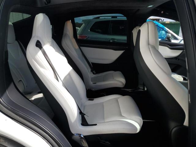 5YJXCBE28JF089444 - 2018 TESLA MODEL X Ақ фото 11