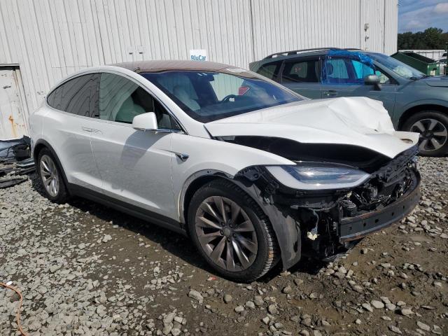 5YJXCBE28JF089444 - 2018 TESLA MODEL X Ақ фото 4
