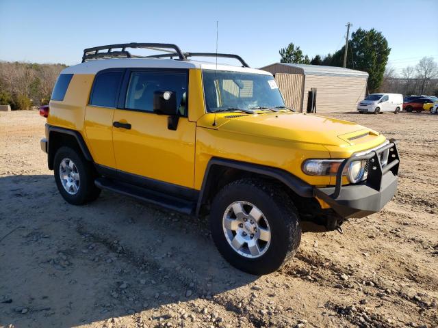 JTEBU11F270003154 - 2007 TOYOTA FJ CRUISER YELLOW photo 4