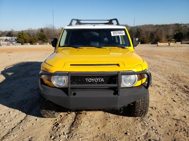 JTEBU11F270003154 - 2007 TOYOTA FJ CRUISER YELLOW photo 5