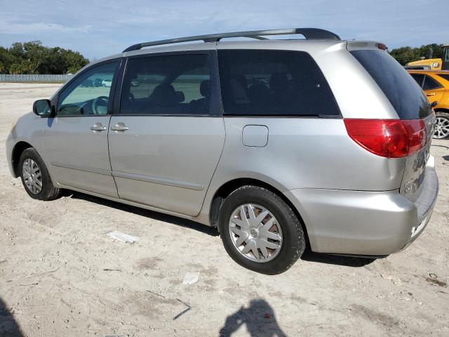 5TDZA23C66S467810 - 2006 TOYOTA SIENNA CE SILVER photo 2