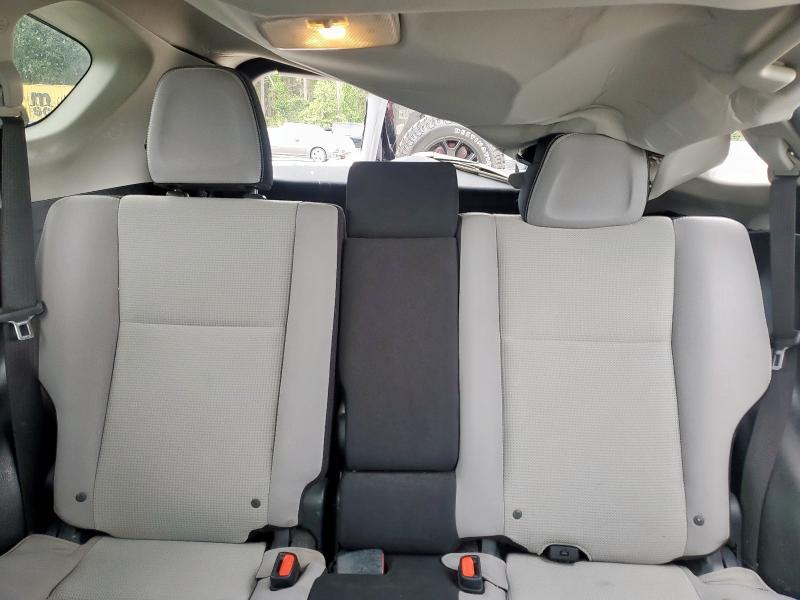 JTMRFREV2GJ058193 - 2016 TOYOTA RAV4 XLE RED photo 10