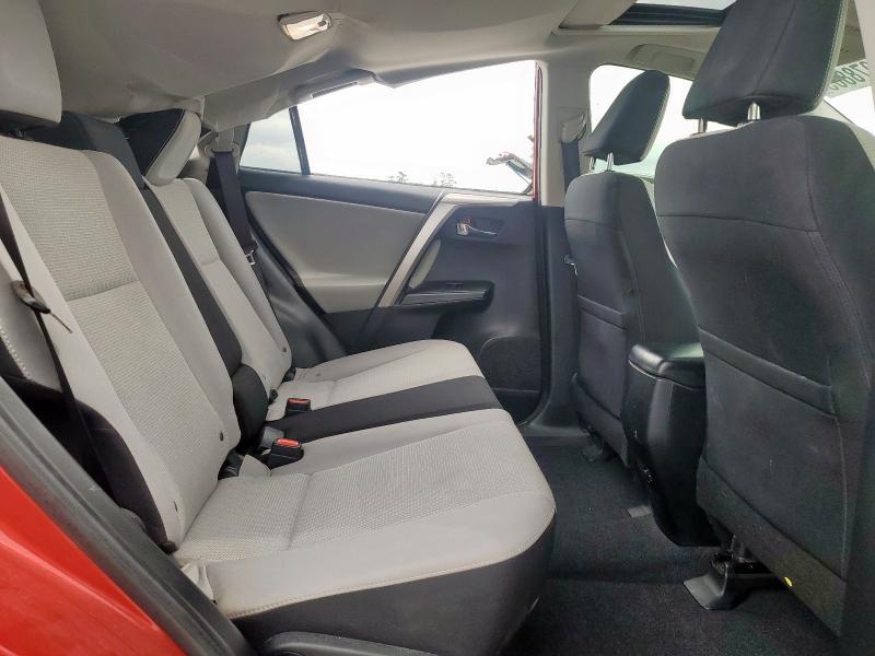 JTMRFREV2GJ058193 - 2016 TOYOTA RAV4 XLE RED photo 11