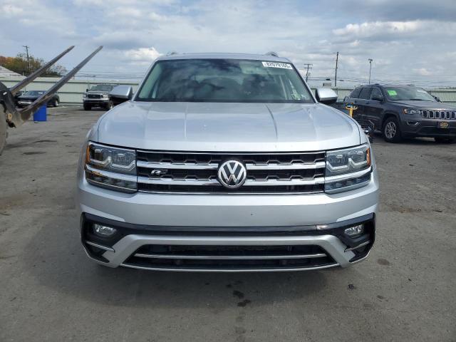 1V2RR2CA4JC561443 - 2018 VOLKSWAGEN ATLAS SEL Gümüş foto 5