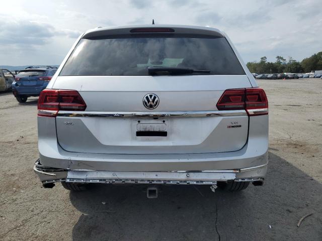 1V2RR2CA4JC561443 - 2018 VOLKSWAGEN ATLAS SEL Gümüş foto 6