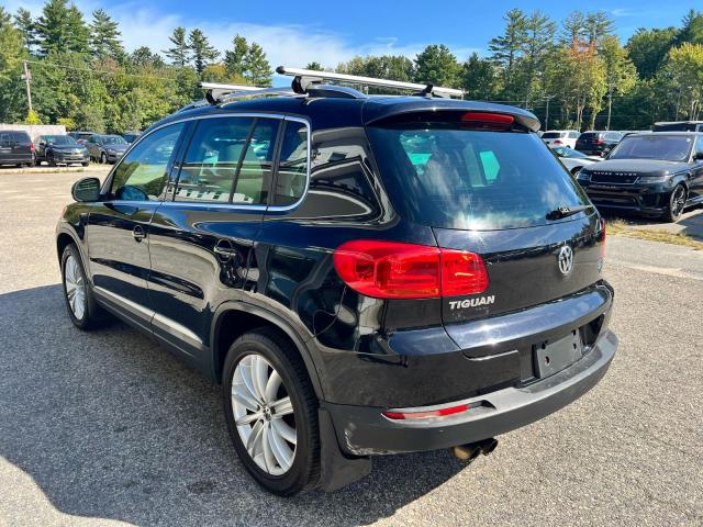 WVGBV7AX5CW608902 - 2012 VOLKSWAGEN TIGUAN S BLACK photo 3
