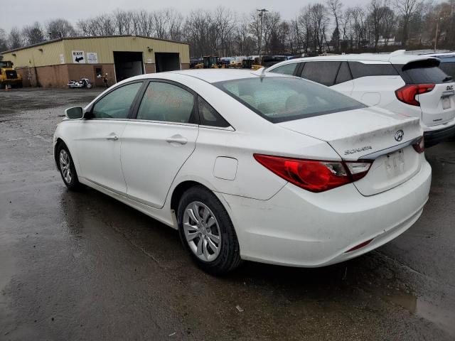 5NPEB4AC5BH211717 - 2011 HYUNDAI SONATA GLS WHITE photo 2