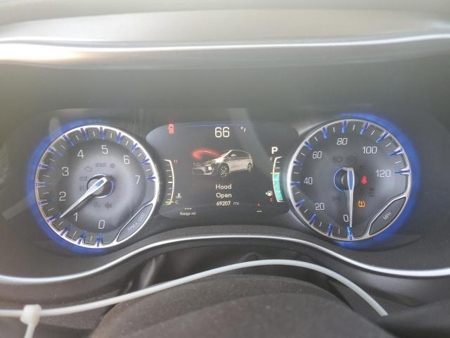 2C4RC1EG5JR270357 - 2018 CHRYSLER PACIFICA TOURING L PLUS WHITE photo 9