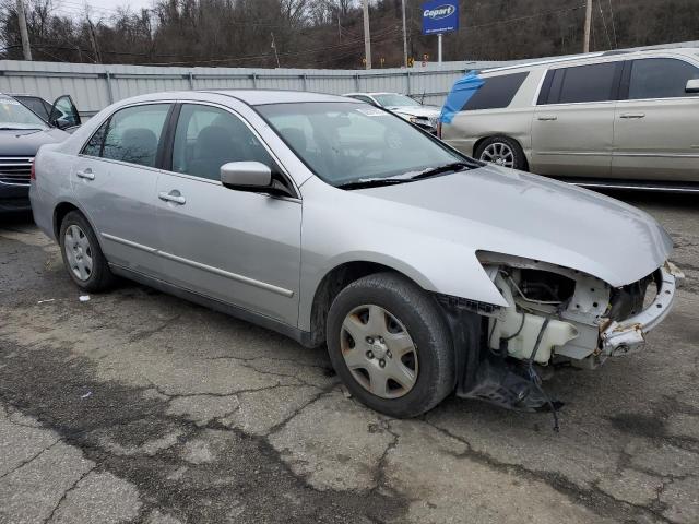 1HGCM56486A078393 - 2006 HONDA ACCORD LX SILVER photo 4