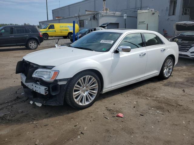 2013 CHRYSLER 300C, 