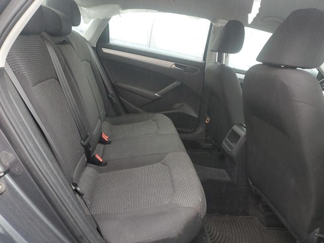 1VWAT7A37HC019956 - 2017 VOLKSWAGEN PASSAT S GRAY photo 10