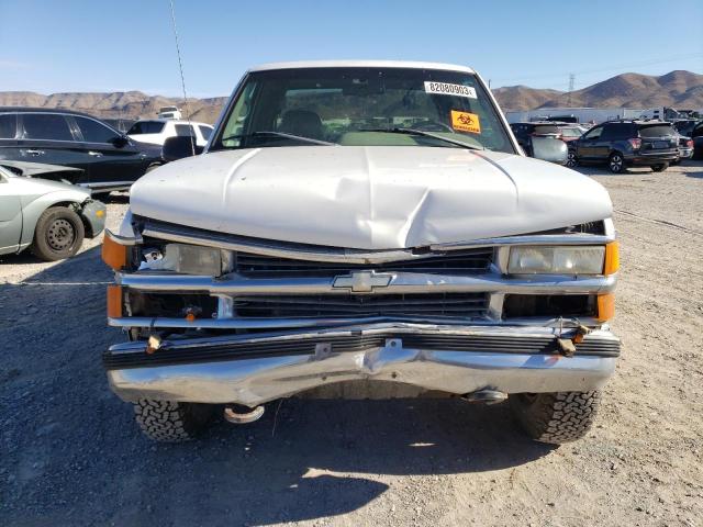 1GCGK29R1TE213133 - 1996 CHEVROLET OTHER K2500 WHITE photo 5