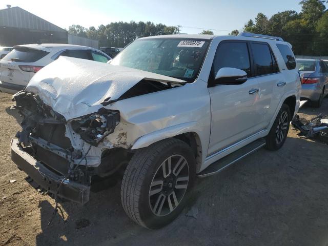 2014 TOYOTA 4RUNNER SR5, 