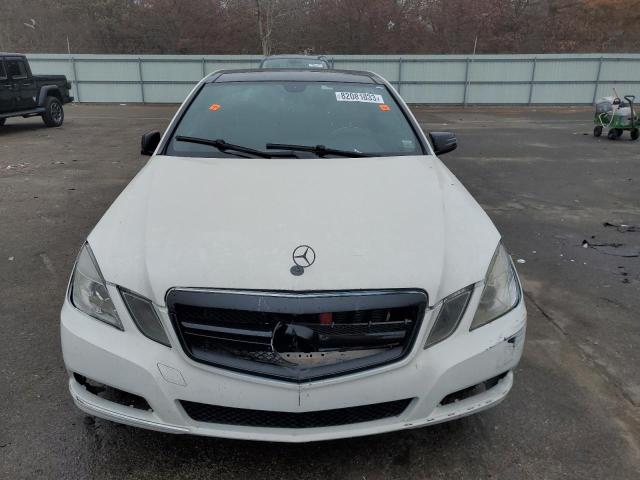 WDDHF8HB4AA227960 - 2010 MERCEDES-BENZ E 350 4MATIC WHITE photo 5