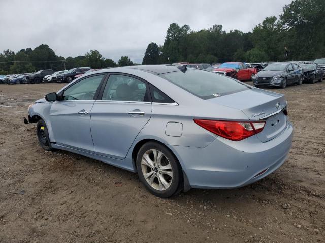 5NPEC4AC4CH427007 - 2012 HYUNDAI SONATA SE BLUE photo 2