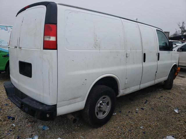 1GCWGFCA1E1210458 - 2014 CHEVROLET EXPRESS G2 WHITE photo 3