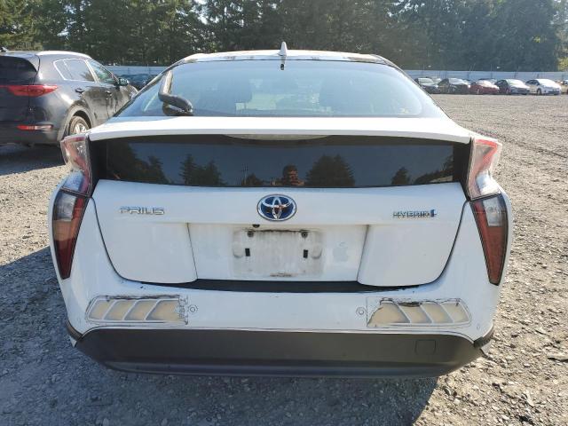 JTDKBRFU7J3060214 - 2018 TOYOTA PRIUS WHITE photo 6