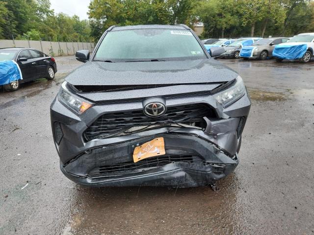 2T3G1RFV0MC161647 - 2021 TOYOTA RAV4 LE 灰色 照片 5