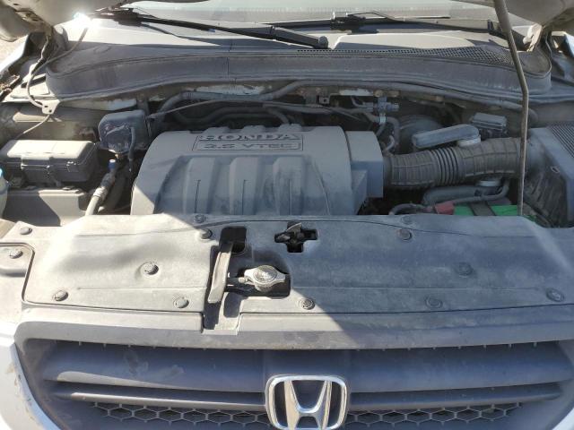 2HKYF18455H003100 - 2005 HONDA PILOT EX SILVER photo 12