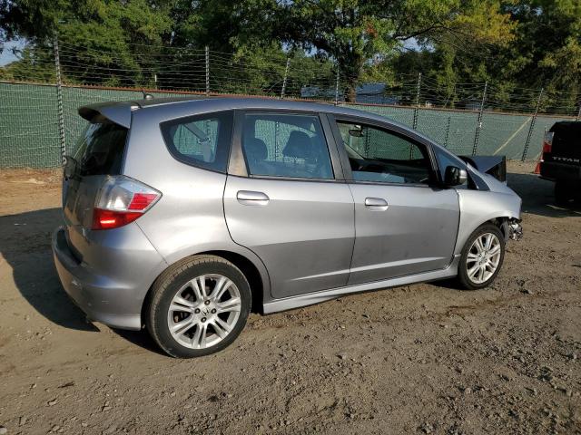JHMGE88479S068592 - 2009 HONDA FIT SPORT ვერცხლისფერი ფოტო 3