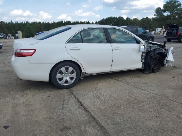 JTNBE46K473098867 - 2007 TOYOTA CAMRY CE WHITE photo 3