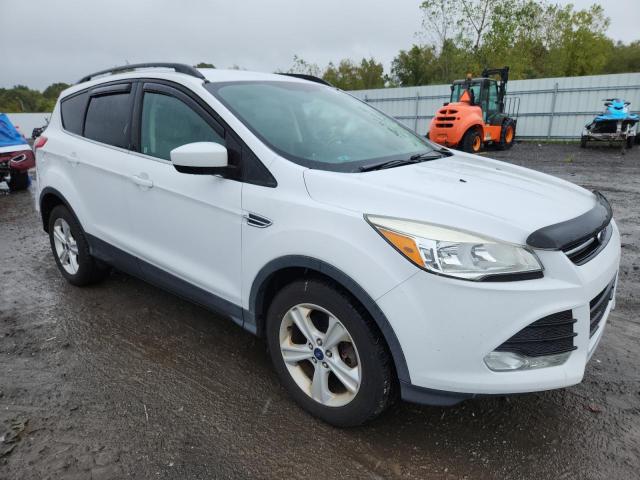 1FMCU9GX8FUB44515 - 2015 FORD ESCAPE SE Белый фото 4