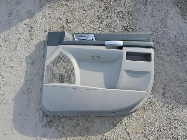 2A8HR54P48R672635 - 2008 CHRYSLER TOWN & COU TOURING BLUE photo 13