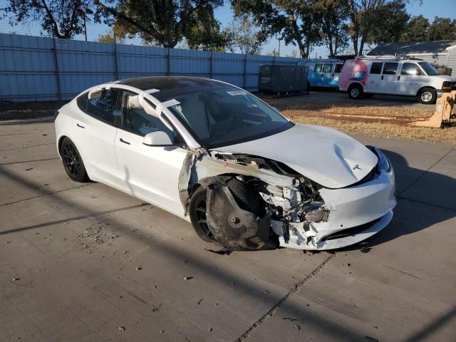 5YJ3E1EB0NF181494 - 2022 TESLA MODEL 3 თეთრი ფოტო 4