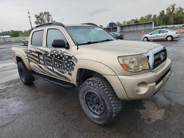 5TELU42N05Z134578 - 2005 TOYOTA TACOMA DOUBLE CAB GOLD photo 4