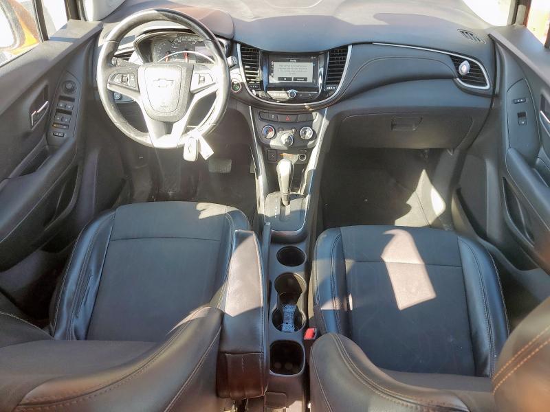 3GNCJLSBXHL157079 - 2017 CHEVROLET TRAX 1LT ORANGE photo 8