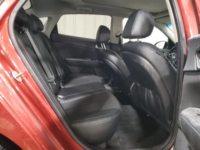 5XXGT4L39JG240750 - 2018 KIA OPTIMA LX წითელი ფოტო 10