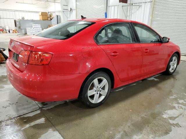 3VWLL7AJ3CM369373 - 2012 VOLKSWAGEN JETTA TDI RED photo 3