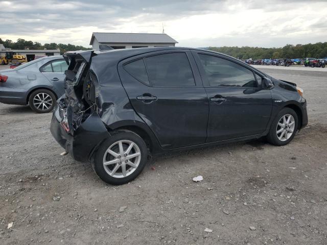 JTDKDTB34G1124301 - 2016 TOYOTA PRIUS C შავი ფოტო 3