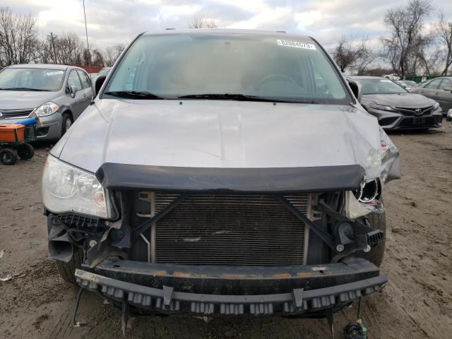 2C4RC1BG2GR295312 - 2016 CHRYSLER TOWN & COU TOURING 银色 照片 5