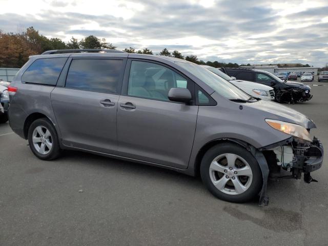 5TDKK3DC5BS088777 - 2011 TOYOTA SIENNA LE CHARCOAL photo 4